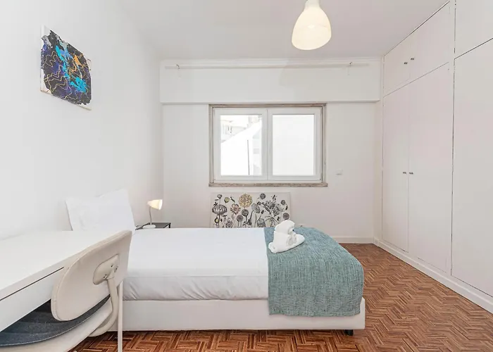 Apartment Houze Spacious Near Marques De Pombal *